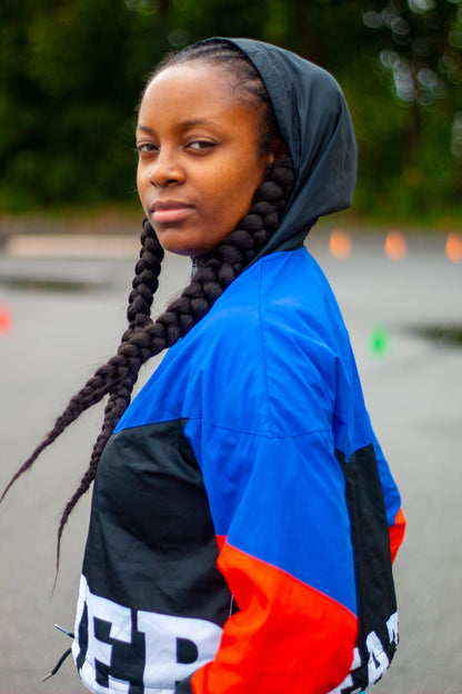 "POWER" Women’s cropped windbreaker